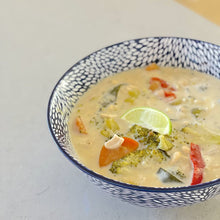 Load image into Gallery viewer, Green Thai Coconut Curry & Rice (Single Serve)